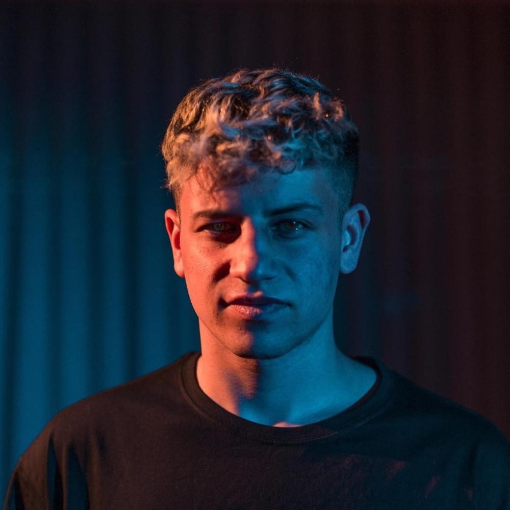 Fotografía promocional de Robledo