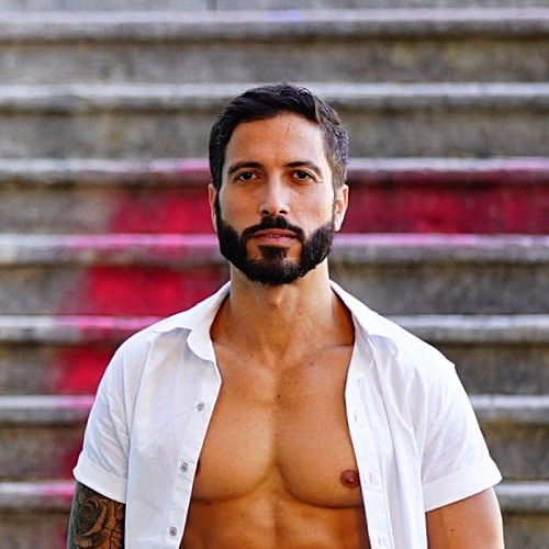Fotografia promocional de Rodolfo Bravat.