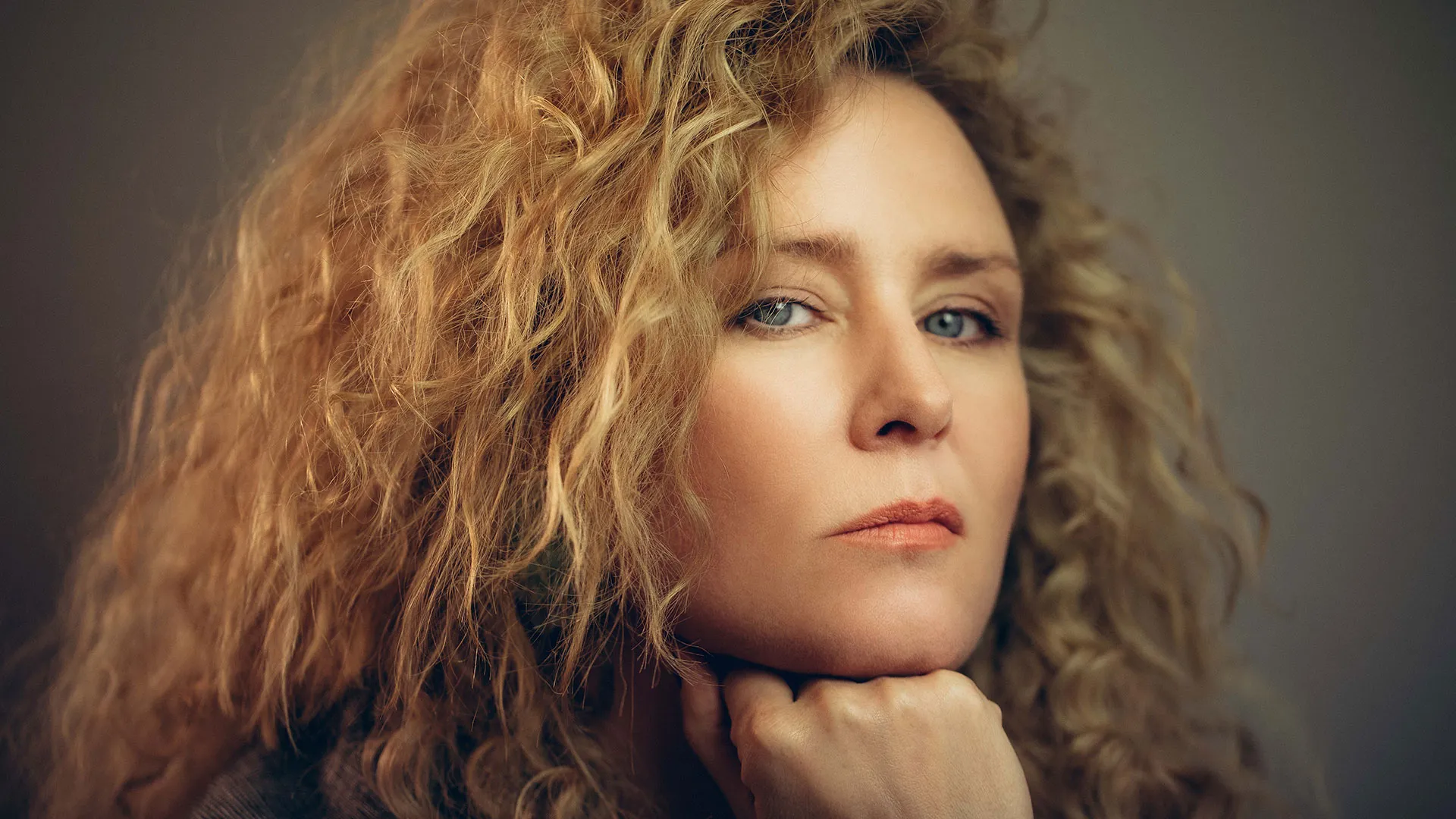 Promotional photograph of Róisín Murphy.