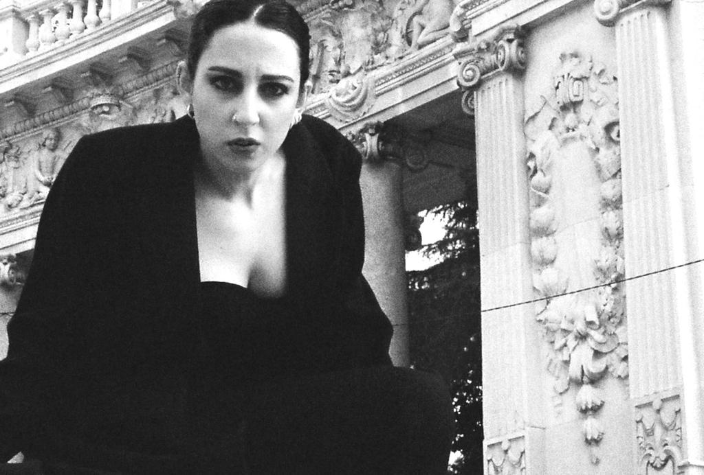 Fotografía promocional de Rosa Venenosa