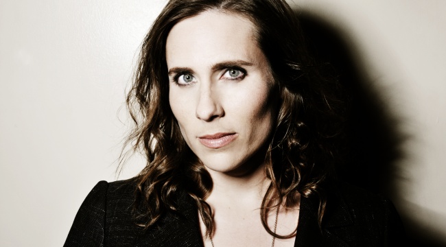 Promotional photograph of Rose Cousins.