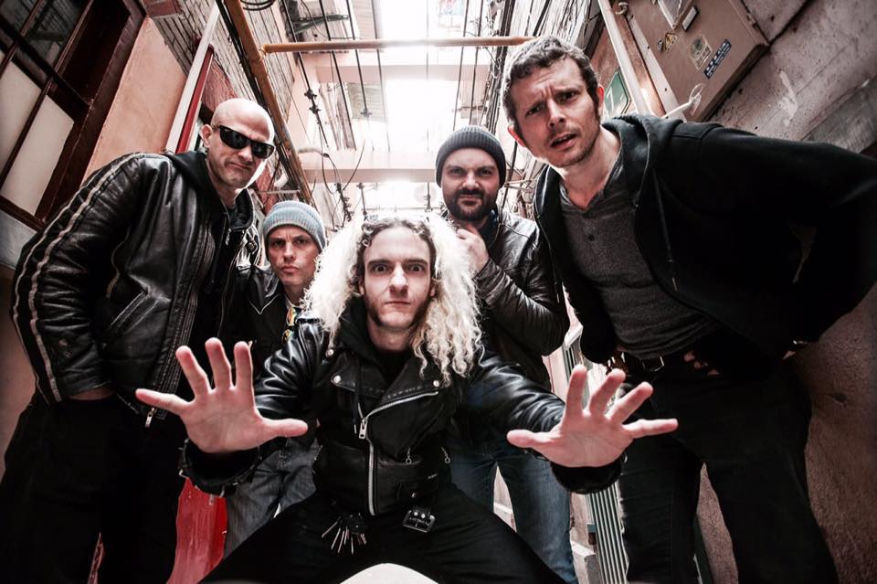 Fotografía promocional de Round Eye