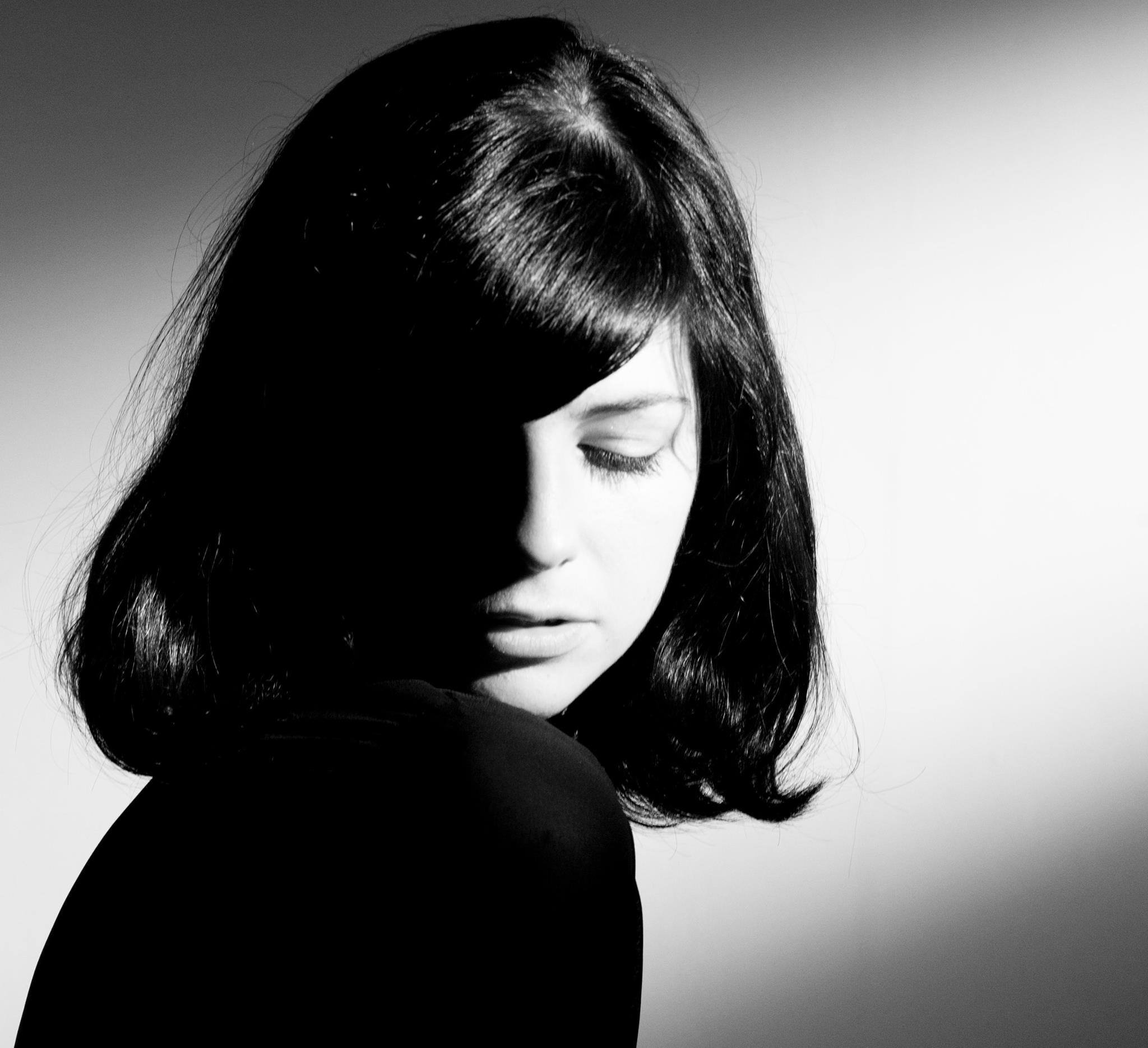 Fotografía promocional de Roxanne De Bastion