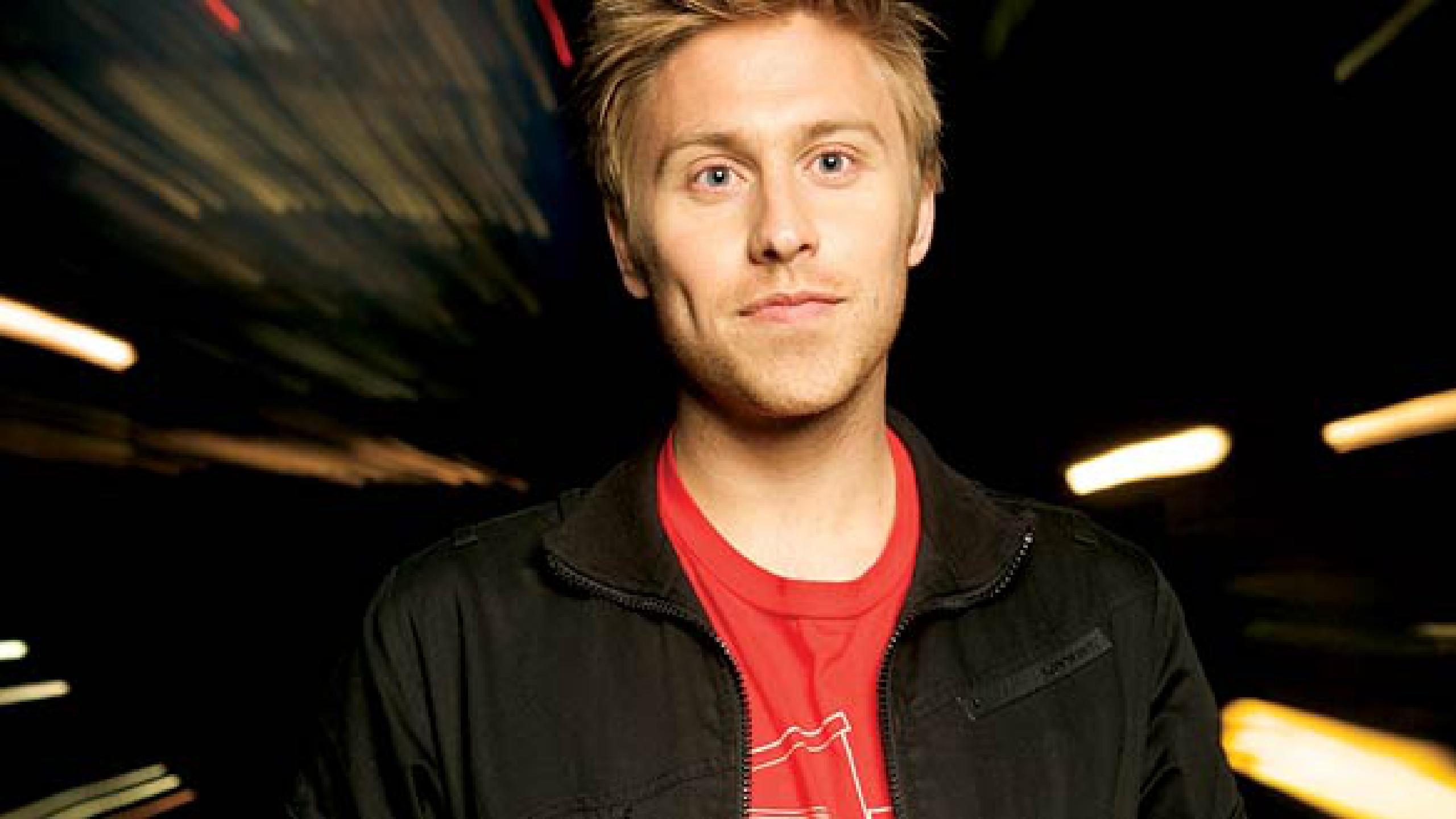 russell howard tour 2023 running time