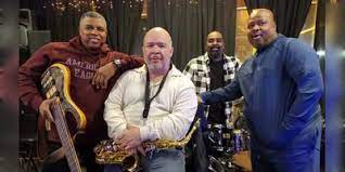 Fotografía promocional de Russell Thompson & Free Agent