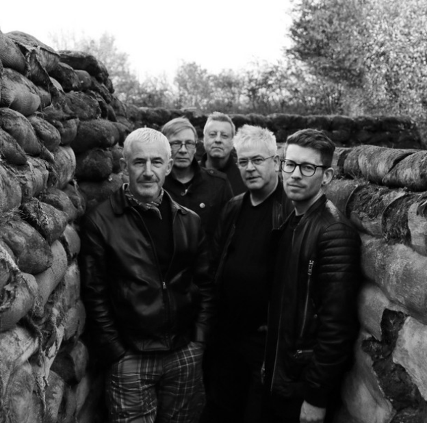 Fotografia promozionale di Sad Lovers & Giants.