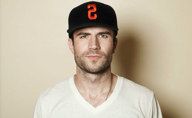 Promofoto von Sam Hunt.