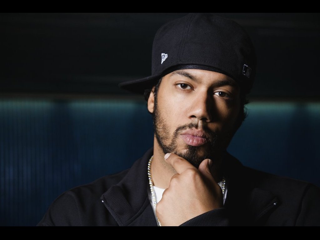 Fotografía promocional de Samy Deluxe