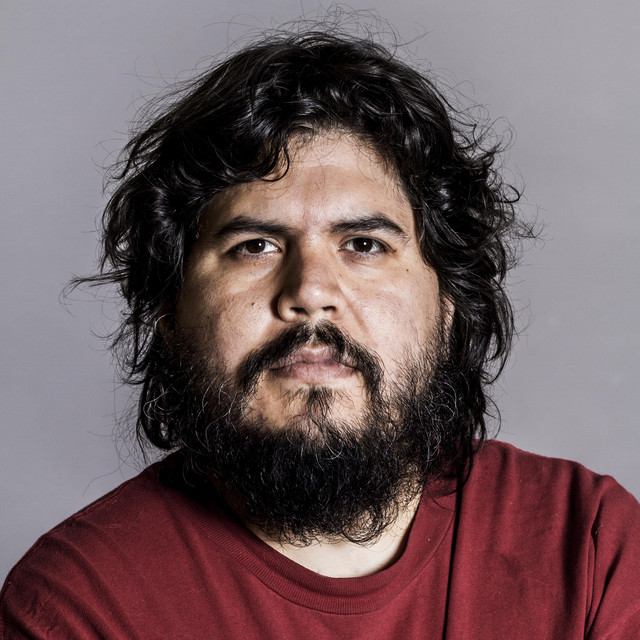 Fotografía promocional de Santiago Motorizado