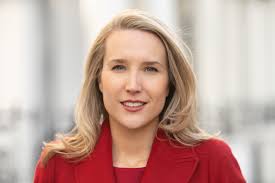 Promotional photograph of Sarah McKenzie.