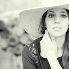 Fotografia promocional de Sarah Scharbrough.