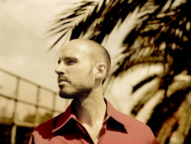 Promofoto von Concierto de Schiller - Christopher von Deylen en Leipzig.