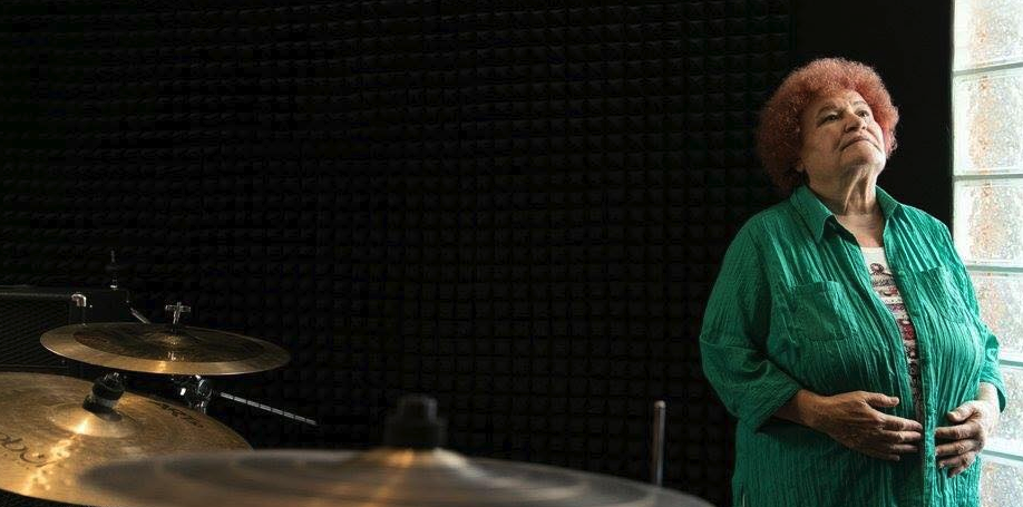 Fotografía promocional de Concierto de Selda Bagcan en París