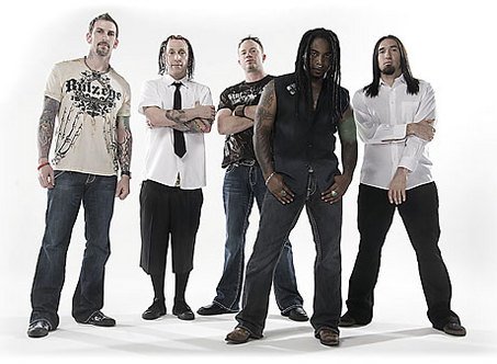 Fotografía promocional de Sevendust