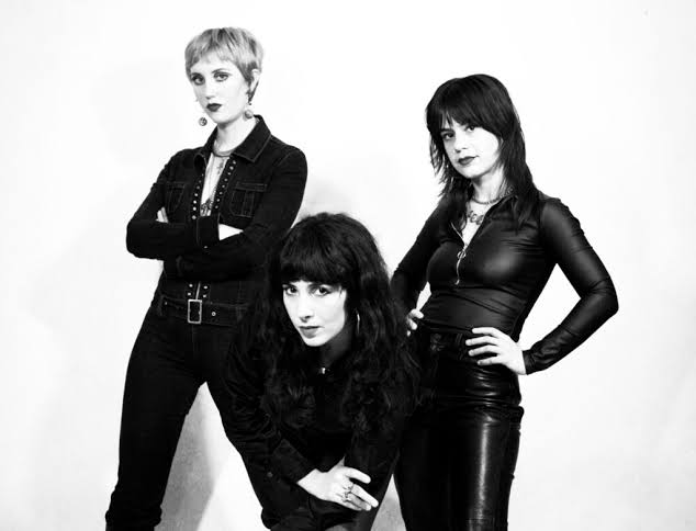 Fotografia promocional de Shadow Show.