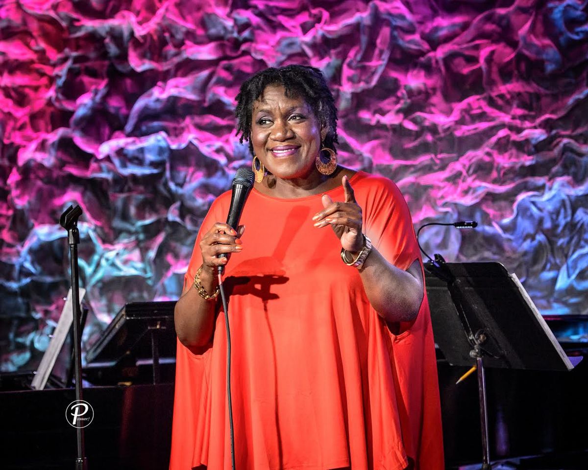 Fotografía promocional de Sharon Clark