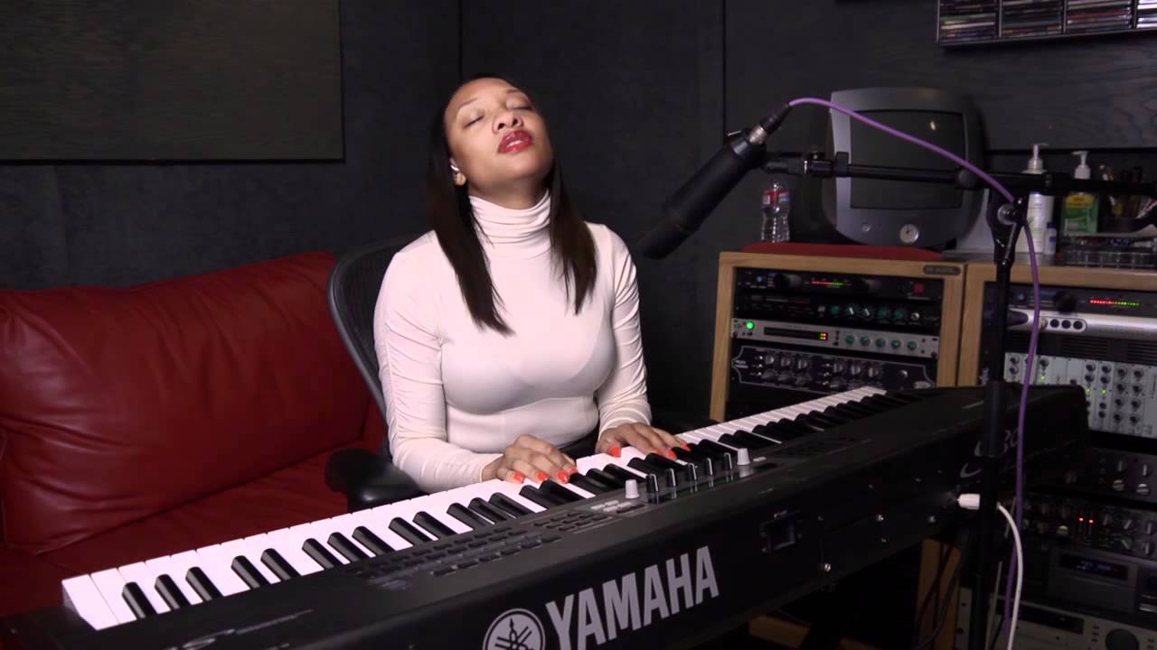 Fotografia promozionale di Shelea.