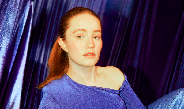 Promotional photograph of Sigrid.