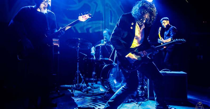 Fotografía promocional de Silver Surfing Machine