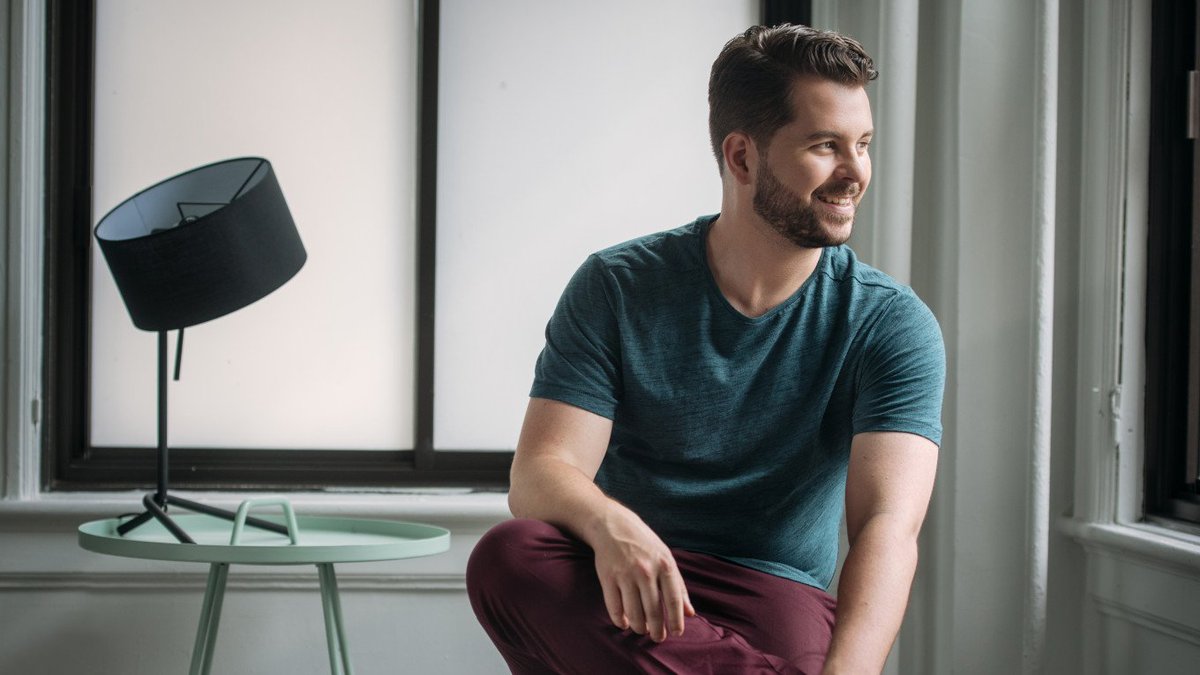 Fotografía promocional de Simon Rivard