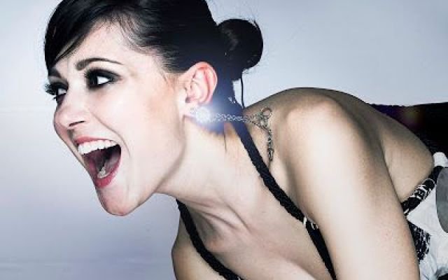 Promotional photograph of Simona Molinari.