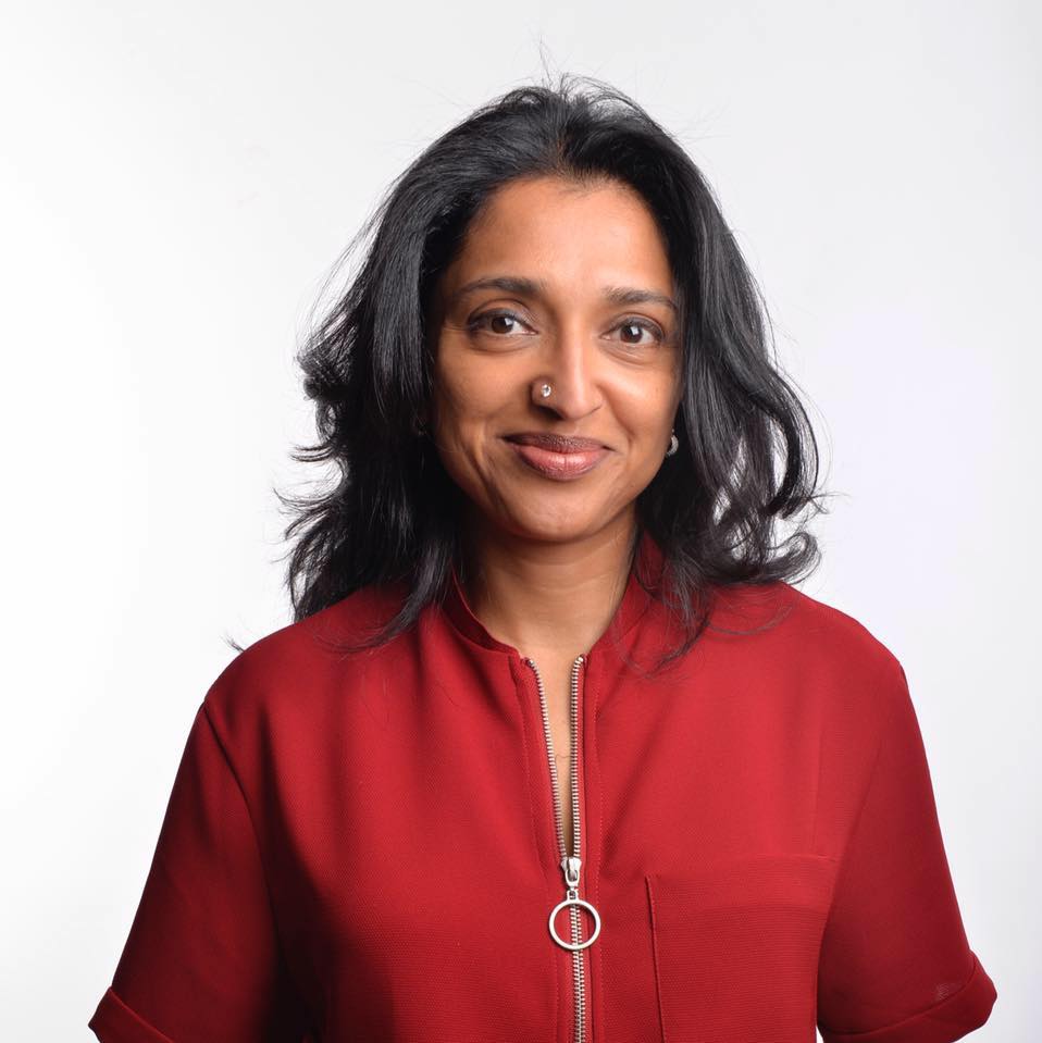 Promofoto von Concierto de Sindhu Vee en Vancouver.