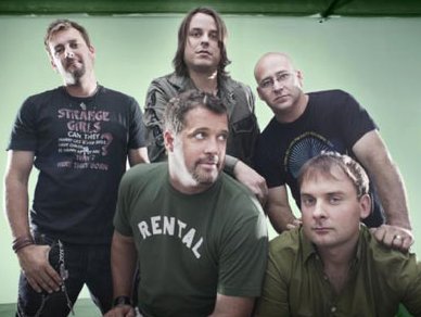 Promotional photograph of Sister Hazel.