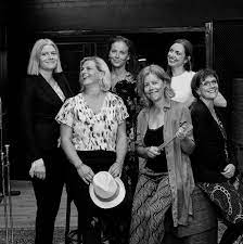 Fotografia promocional de Sisters Jazz.