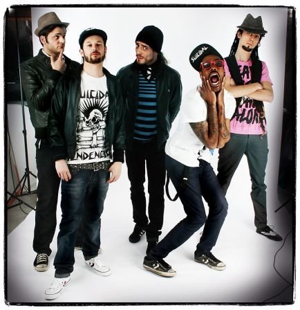 Fotografía promocional de Skip the Use