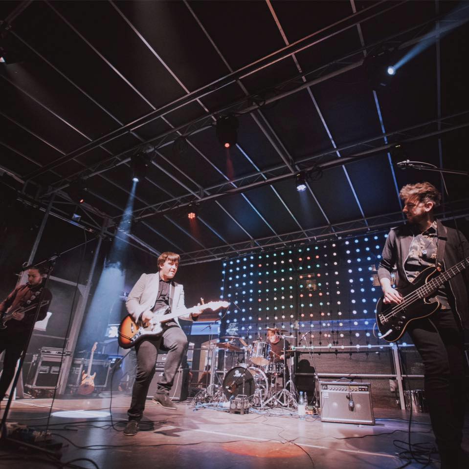 Fotografía promocional de Skylights