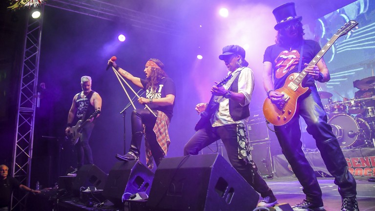 Fotografía promocional de Slash n´Roses