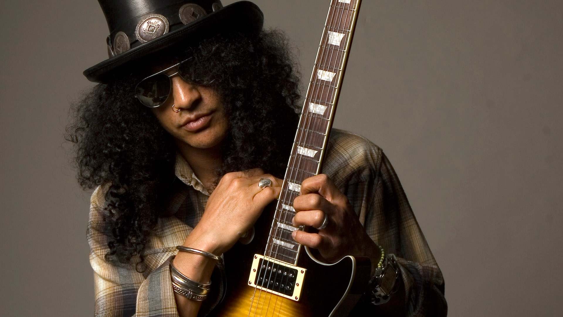 Promotional photograph of Slash.