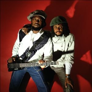Fotografia promocional de Sly & Robbie.