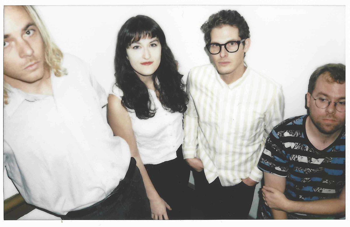 Fotografía promocional de Smokescreens
