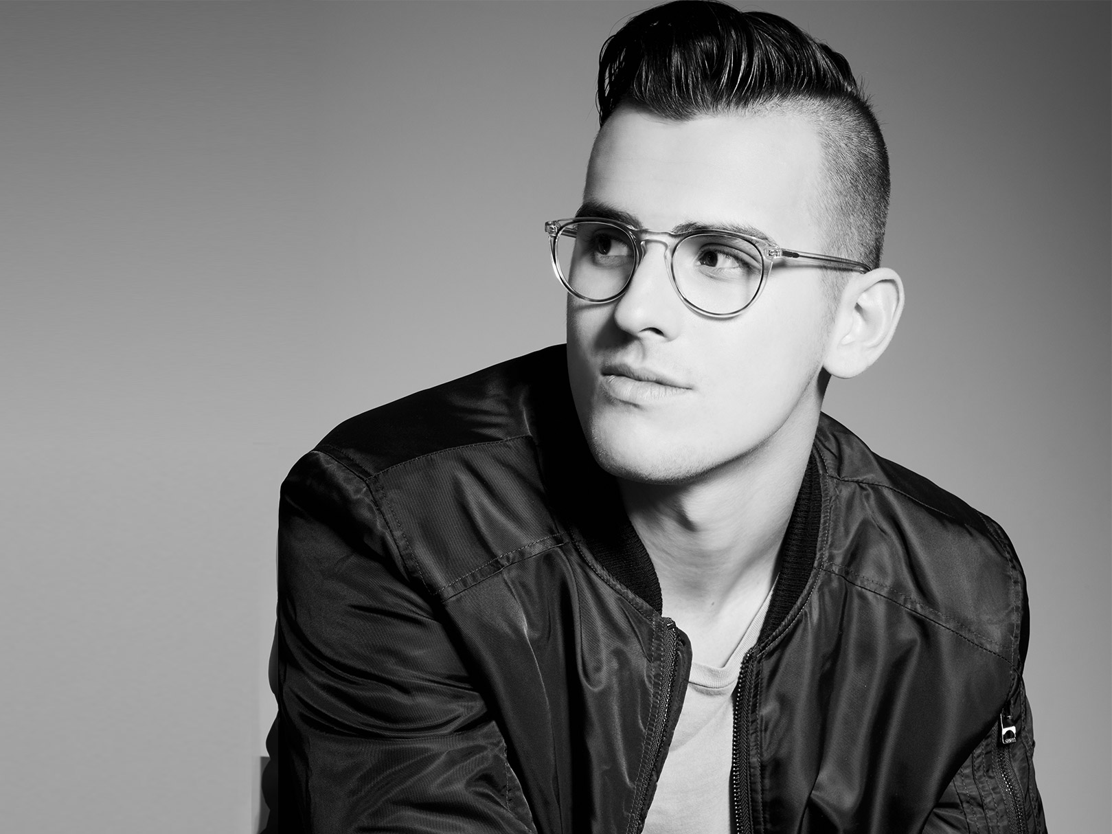 Promotional photograph of Concierto de Stanaj en New York.