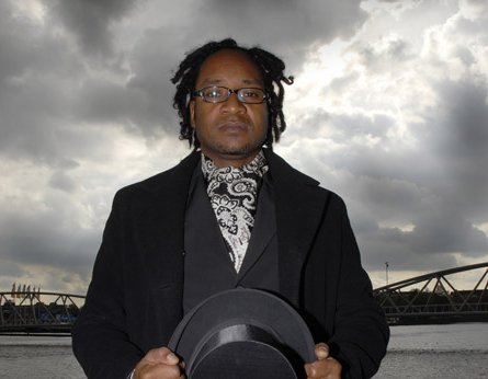 Fotografía promocional de Concierto de Steve Rachmad en Tilburgo