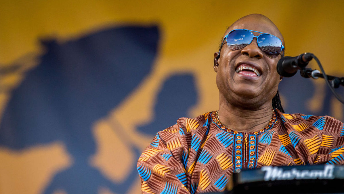 Fotografia promocional de Stevie Wonder.