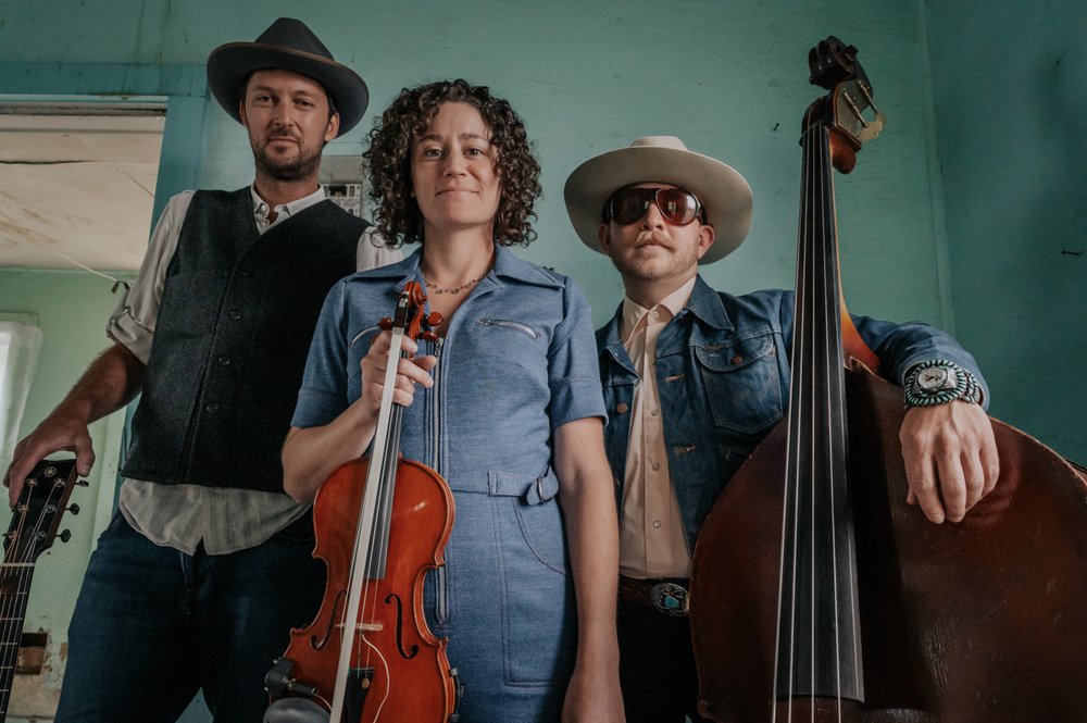 Promotional photograph of Concierto de StillHouse Junkies en New York.