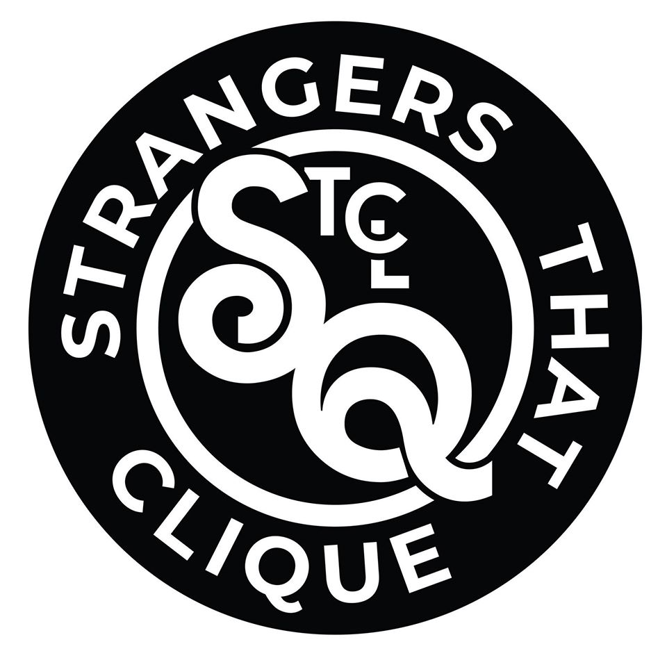 Fotografía promocional de Strangers That Clique