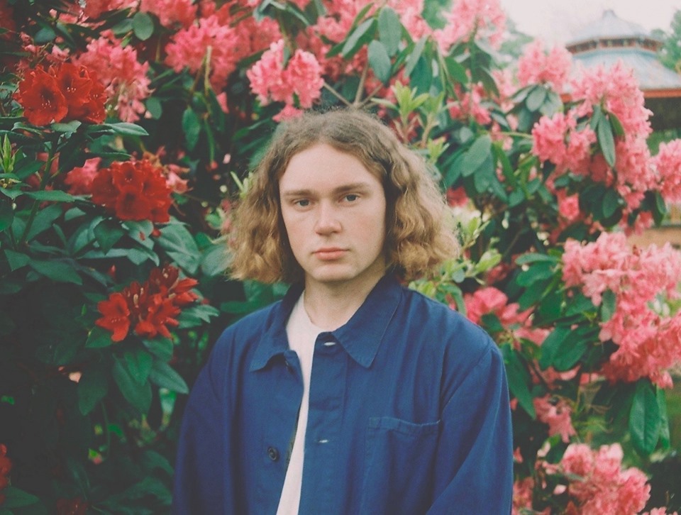 Promofoto von Concierto de Strawberry Guy en Liverpool.