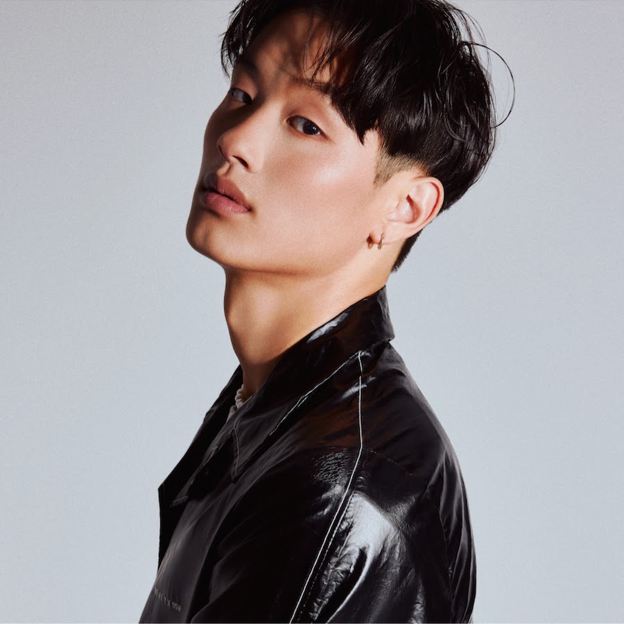 Promotional photograph of Sunkis.