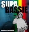 Fotografía promocional de Supa Bassie