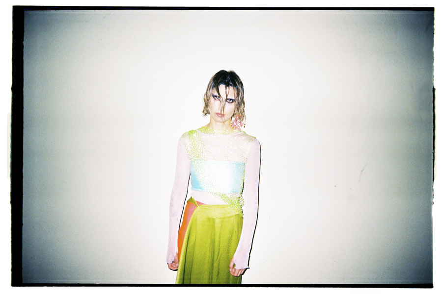 Fotografía promocional de SURMA                      pt