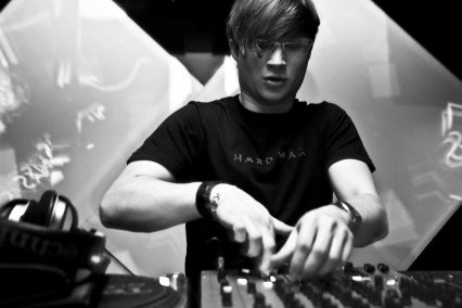 Promotional photograph of Sven Weisemann.