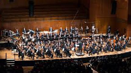 Konzert von SWR Symphonieorchester in Stuttgart