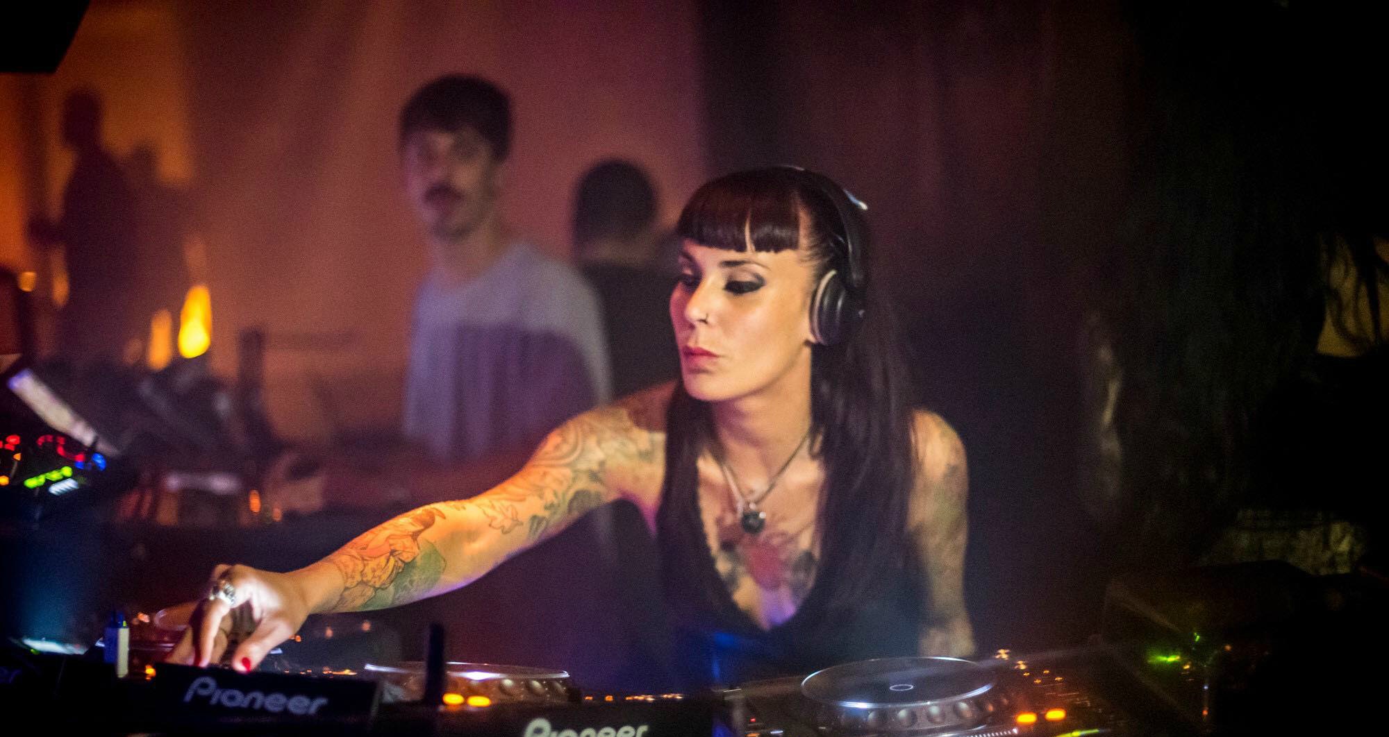 Fotografía promocional de TAIA