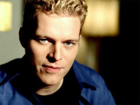 Fotografía promocional de Tal Bachman