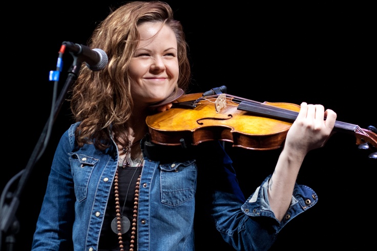 Promotional photograph of Tania Elizabeth.