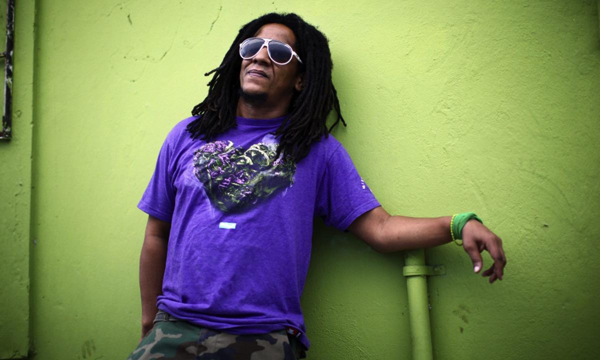 Fotografía promocional de Tego Calderón