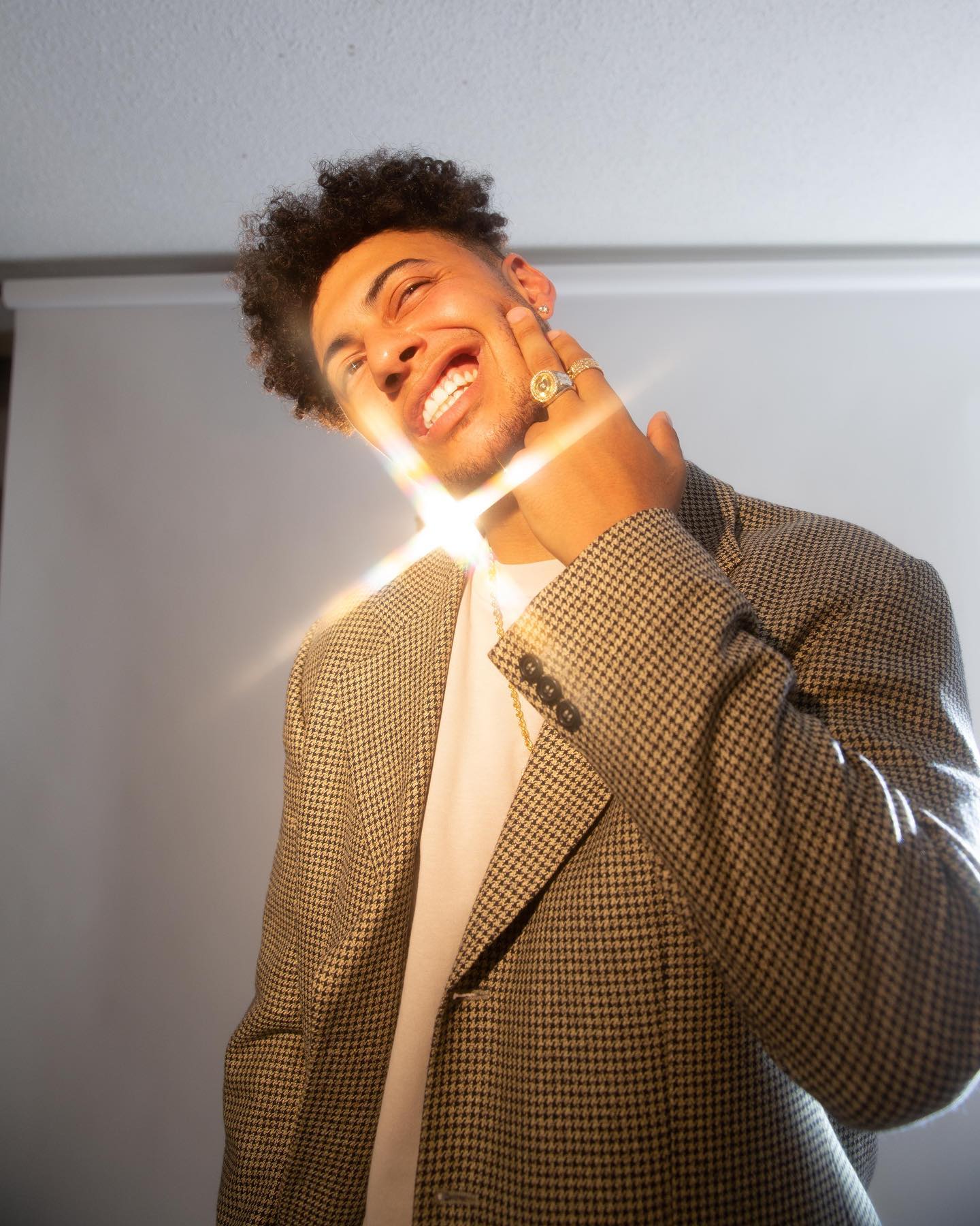 Fotografia promocional de Teon Gibbs.